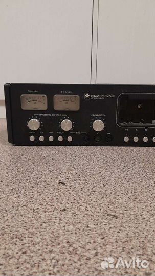 Магнитофон