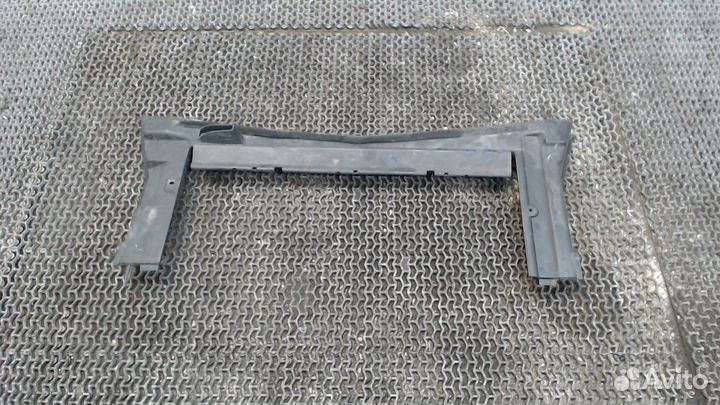 Пластик радиатора GMC Terrain, 2010