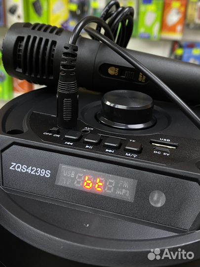 Блютуз колонка с радио и караоке новая