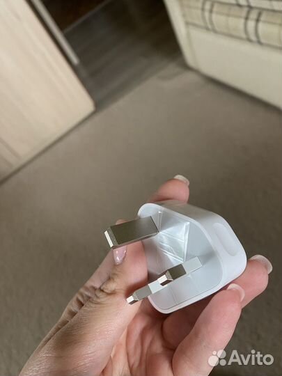 Оригинальное зарядное устройство для iPhone