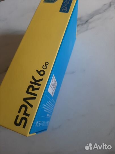 Коробка от телефона spark 6 Go