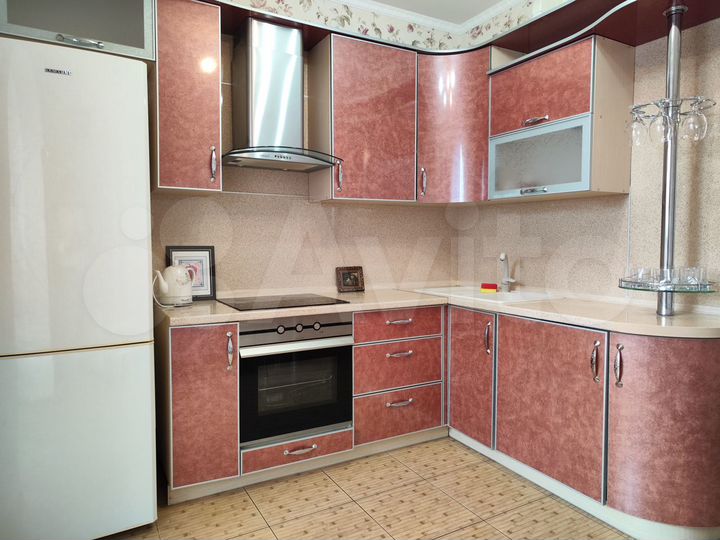 1-к. квартира, 45 м², 8/16 эт.