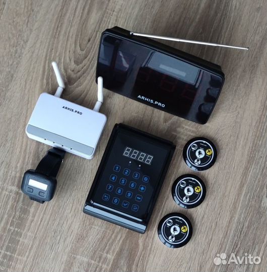 Кнопка вызова официанта комплект с часами и табло