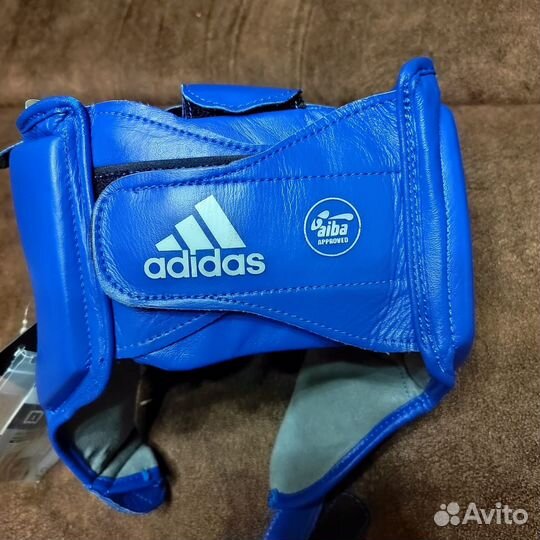 Боксерский шлем adidas