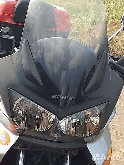 Продам мотоцикл Honda XL 1000V Varadero