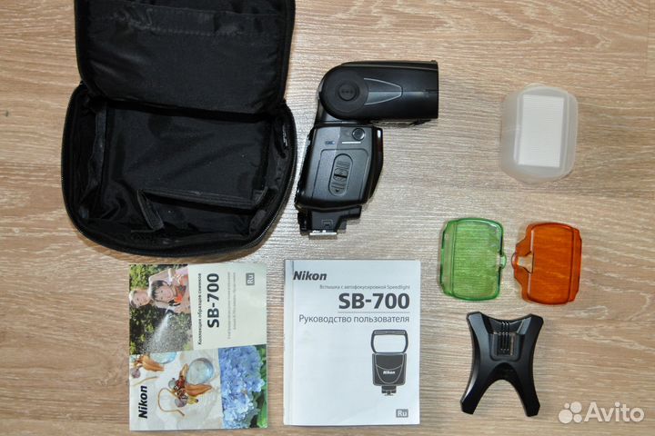 Вспышка Nikon speedlight SB-700
