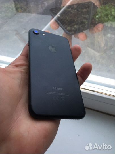 iPhone 7, 32 ГБ