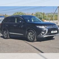 Mitsubishi Outlander 3.0 AT, 2015, 150 757 км, с пробегом, цена 2 495 000 руб.