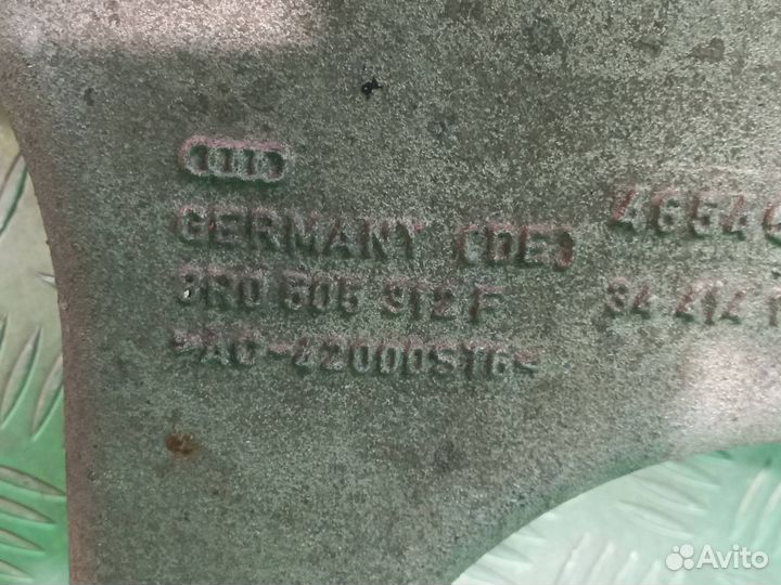 Рычаг подвески нижний задний правый Audi Q5 1 8R