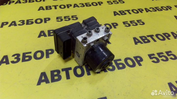 Ford Focus-3 (седан) блок ABS (насос)