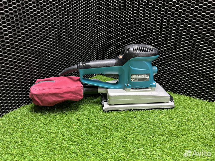 Вибрационная шлифмашина Makita BO 4900 V