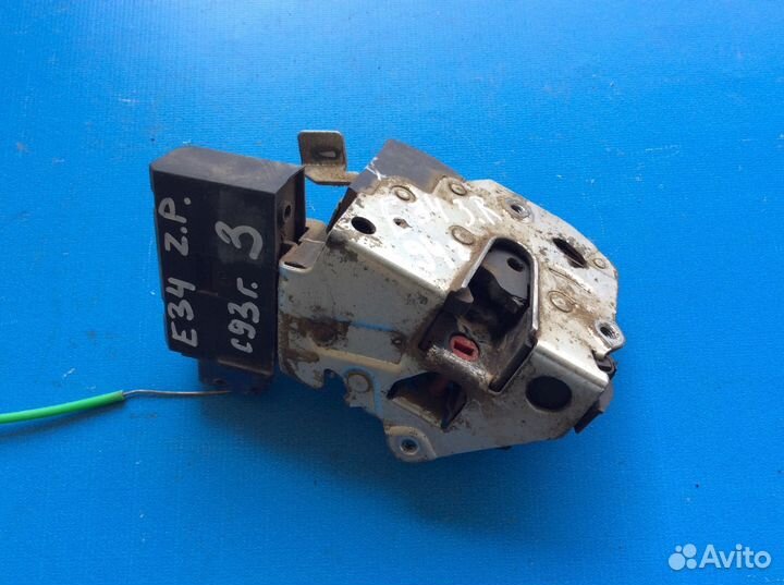 Замок двери задней правой на Bmw E34 91-96 г