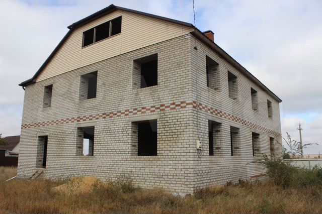 Коттедж 280 кв.м. на участке 10 сот. в Михайловке Волгоградской области по цене 