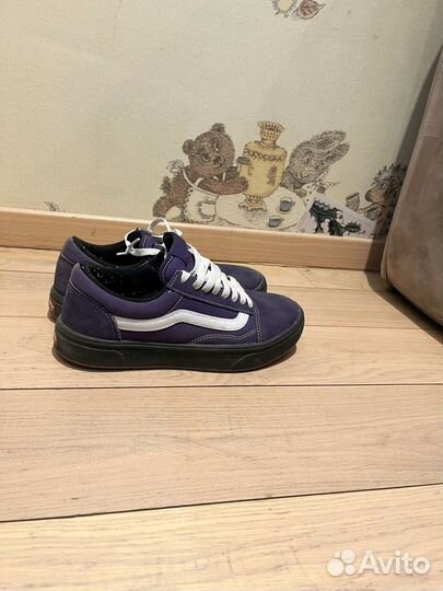 Vans new jazz