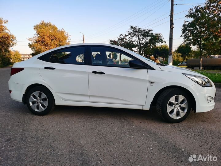 Hyundai Solaris 1.6 МТ, 2015, 33 100 км