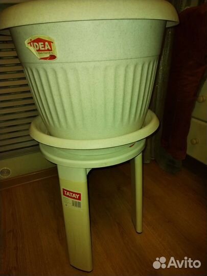 Подставка под цветы