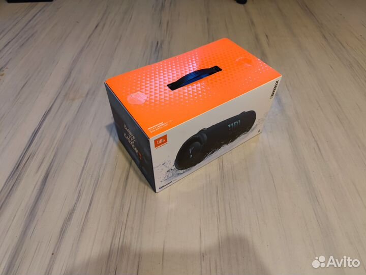 Колонка JBL xtreme 3