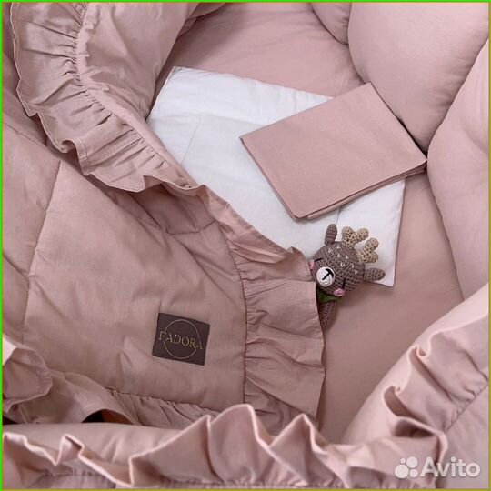 Бортики в детскую кроватку