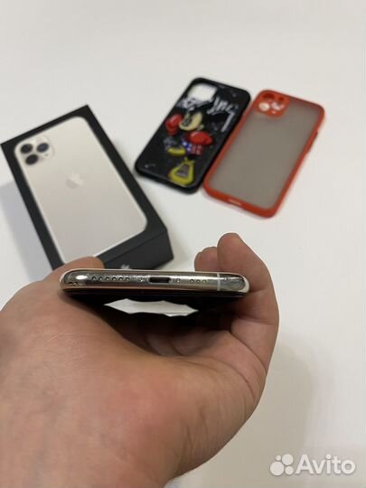 iPhone 11 Pro, 64 ГБ
