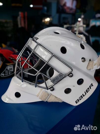 Шлем хоккейный вратаря Bauer 930 Jr