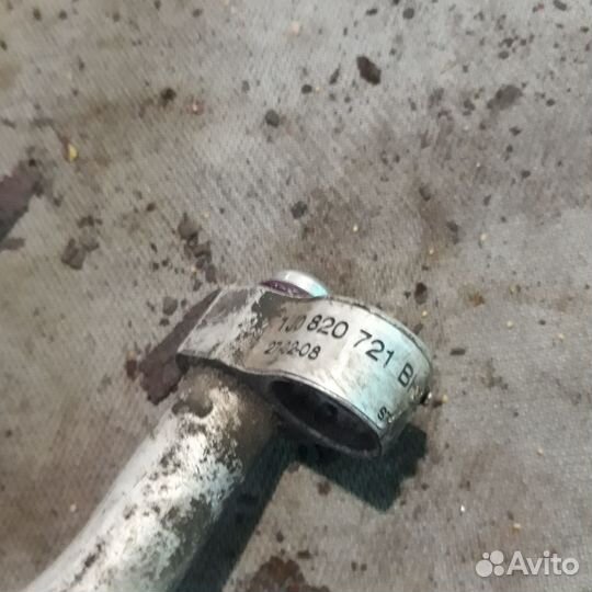 Трубки кондиционера Шкода Октавия тур (А4U1) VW