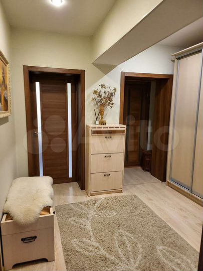 3-к. квартира, 87 м², 2/4 эт.