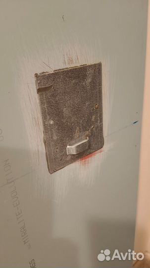 Дизайнерское настенное зеркало