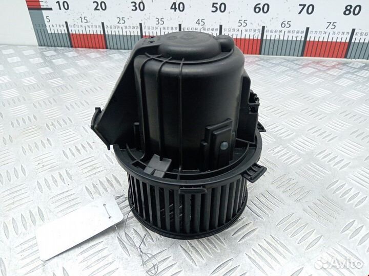 Моторчик печки для Peugeot-Citroen 407 L5771000