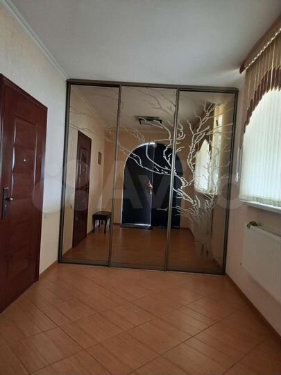 Дом 240 м² на участке 10 сот.