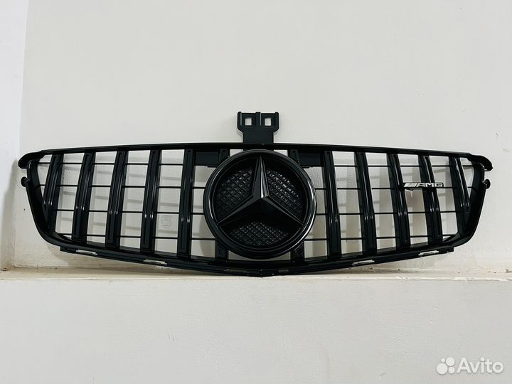 Решетка радиатора Mercedes W204 PanAmerica в сборе