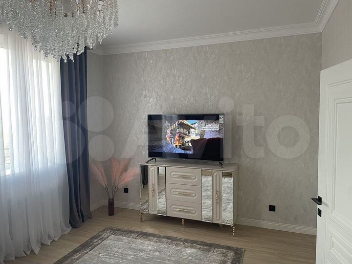 2-к. квартира, 75 м², 3/3 эт.