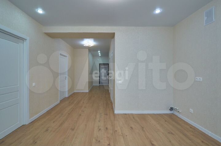 2-к. квартира, 62 м², 1/16 эт.