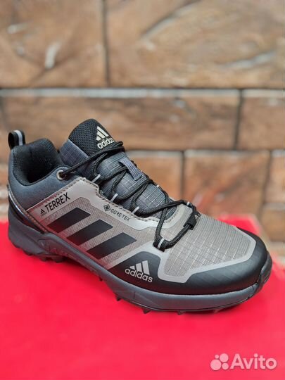 Adidas terrex Swift коричневые