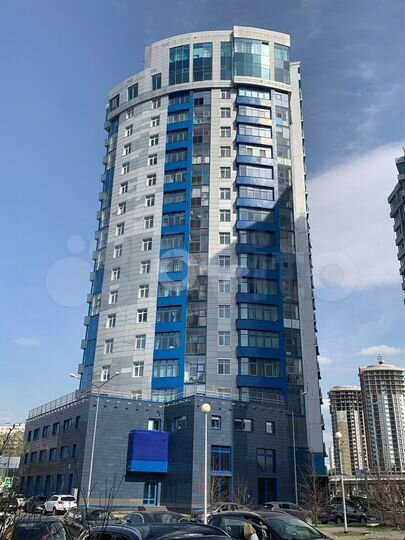 4-к. квартира, 119,3 м², 18/19 эт.