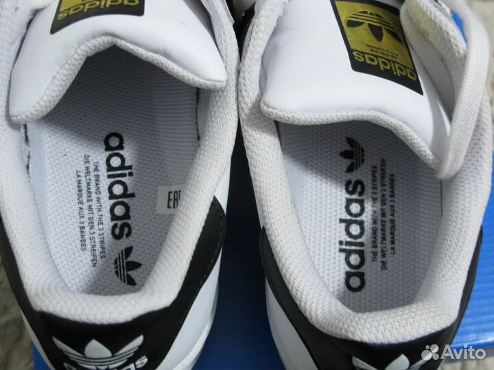 Кроссовки Adidas Superstar