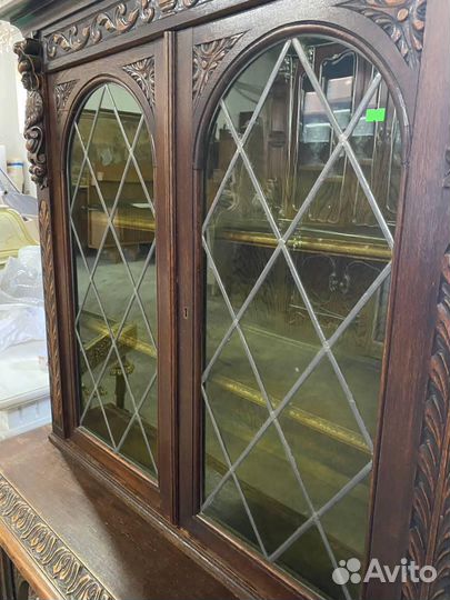 Шкаф. Витрина. Винтаж. Антикварная мебель