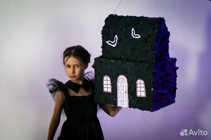 Пеньята Замок Уенздей