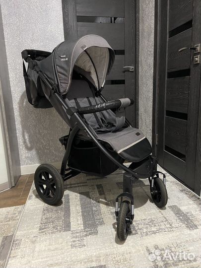 Прогулочная коляска буBubago Cross Air