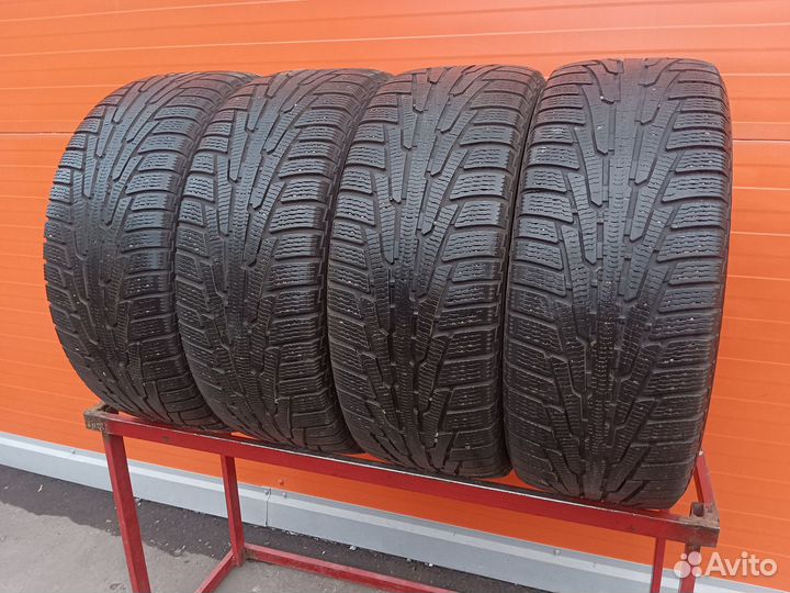 Nokian Tyres Hakkapeliitta R SUV 265/60 R18 117R