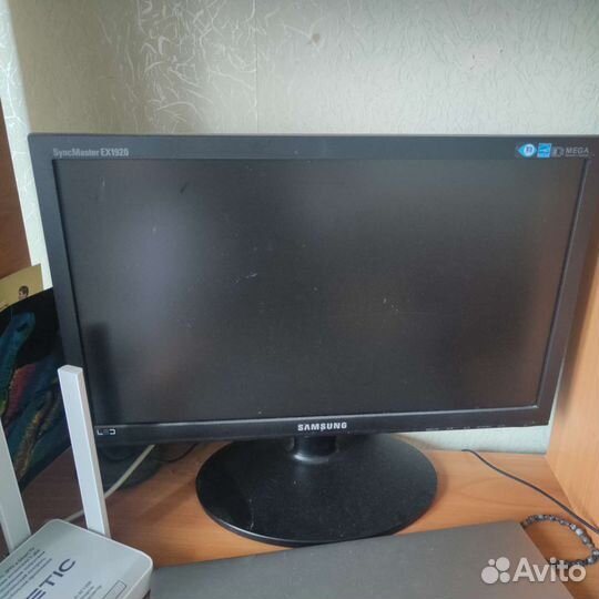 Монитор Samsung SyncMaster EX1920