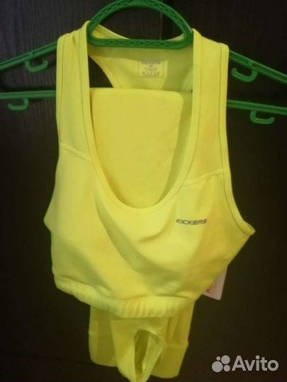 Спортивный костюм женский