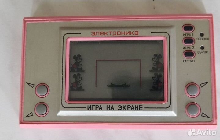 Игры электроника автослалом и весёлый футбол