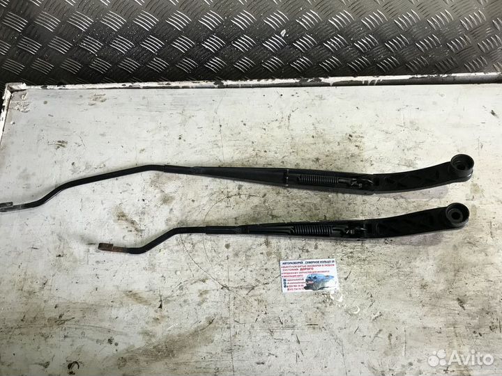 Поводок дворника передний Хендай Солярис Solaris