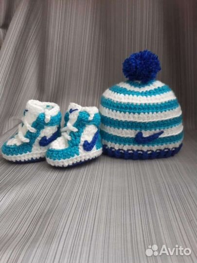 Комплект пинетки и шапочка