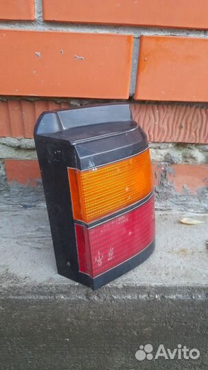 Фанарь правый внешний Volkswagen Passad