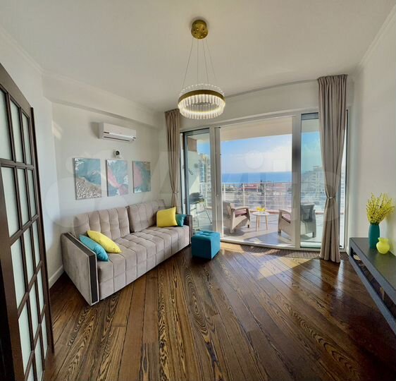 4-к. квартира, 120 м², 8/9 эт.