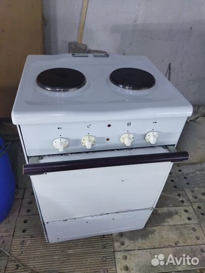 Печь электрическая 2-х комфорочная с духовкой