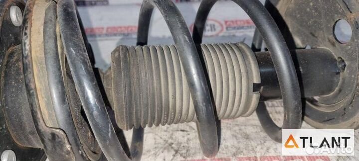 Стойка передняя левая toyota corolla levin