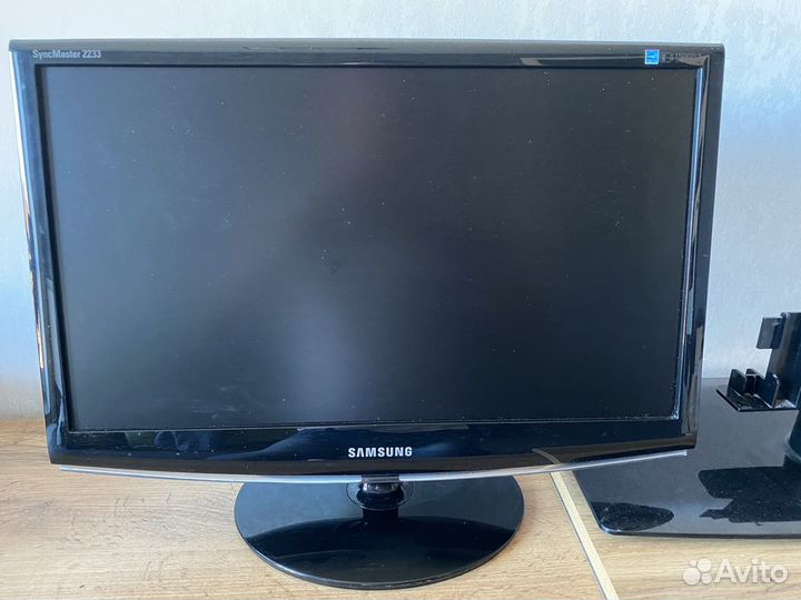 Монитор Samsung 22