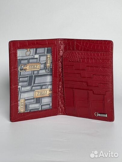 Обложка на паспорт Zilli кожа крокодила, бордовая